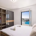 Estera Apartment Razanj