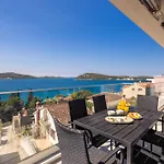 Estera Apartment