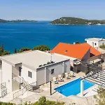 Apartment Estera