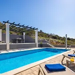 Apartment Estera Razanj