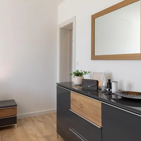 Estera Apartment *
