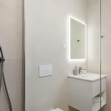 Estera Apartment Ražanj